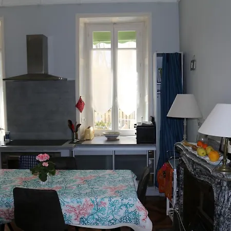 Vaste Haussmannien Plein Centre Apartmán Narbonne